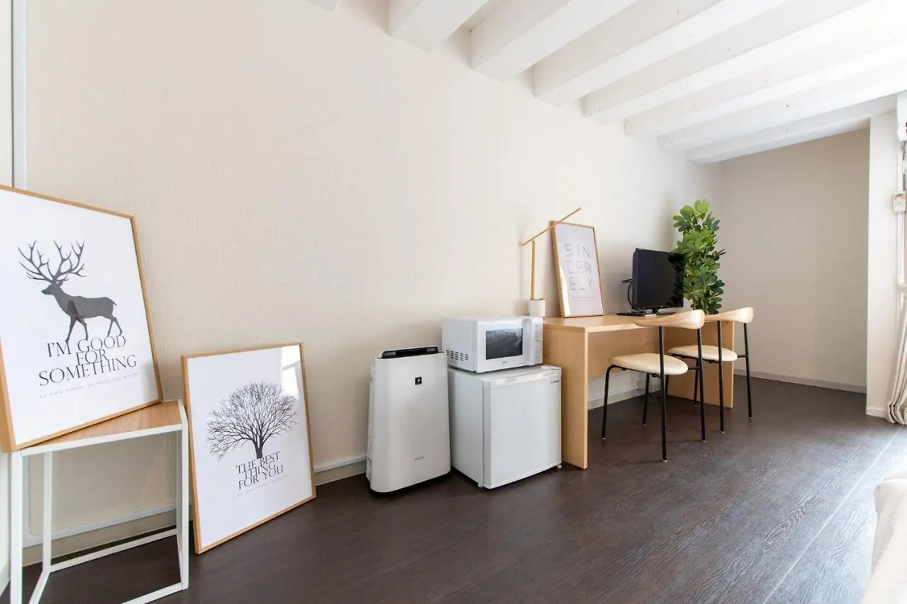 Luanahotel In Nakano Prefektura Tokio Apartmán